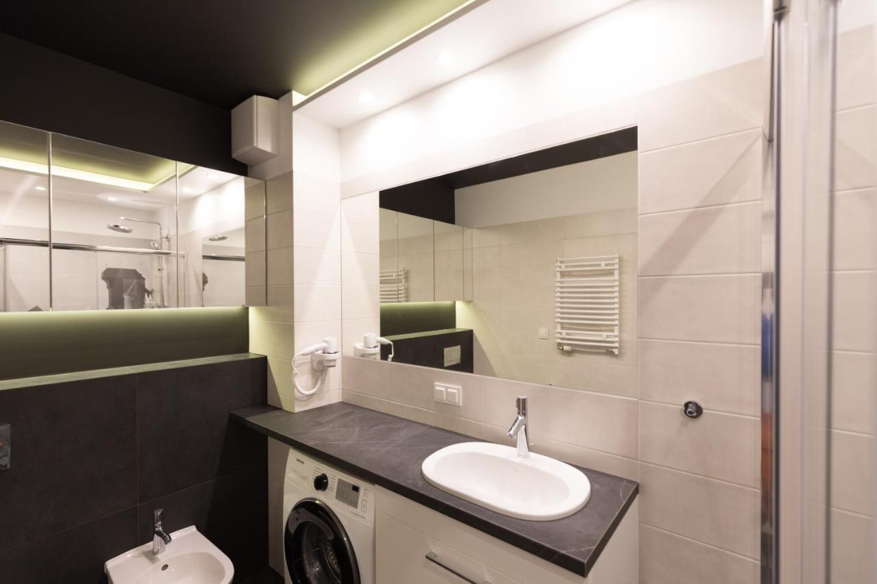 Apartlogy Aura2 78 - Experience Intelligent Living While Travelling Διαμέρισμα Γκντανσκ Εξωτερικό φωτογραφία
